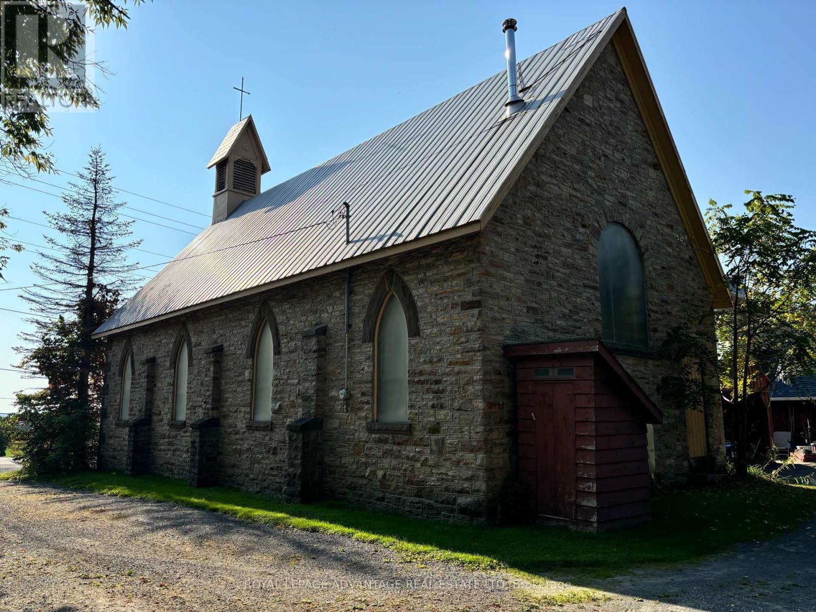 












1370 HWY 511 ROAD

,
Drummond/North Elmsley,




Ontario
K7H3C8

