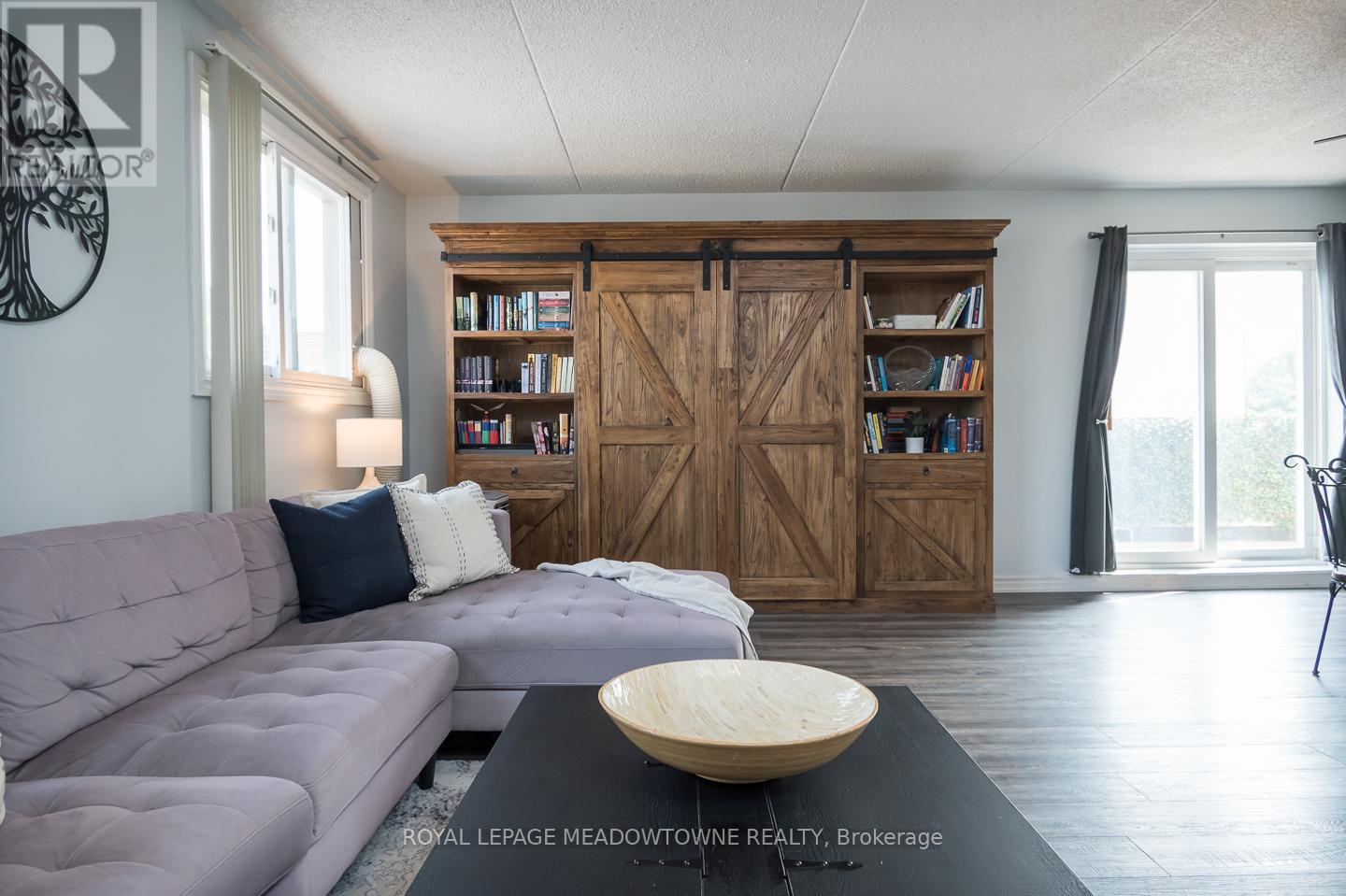 












224 - 42 TANNERY STREET E

,
Cambridge,




Ontario
N3C2B9

