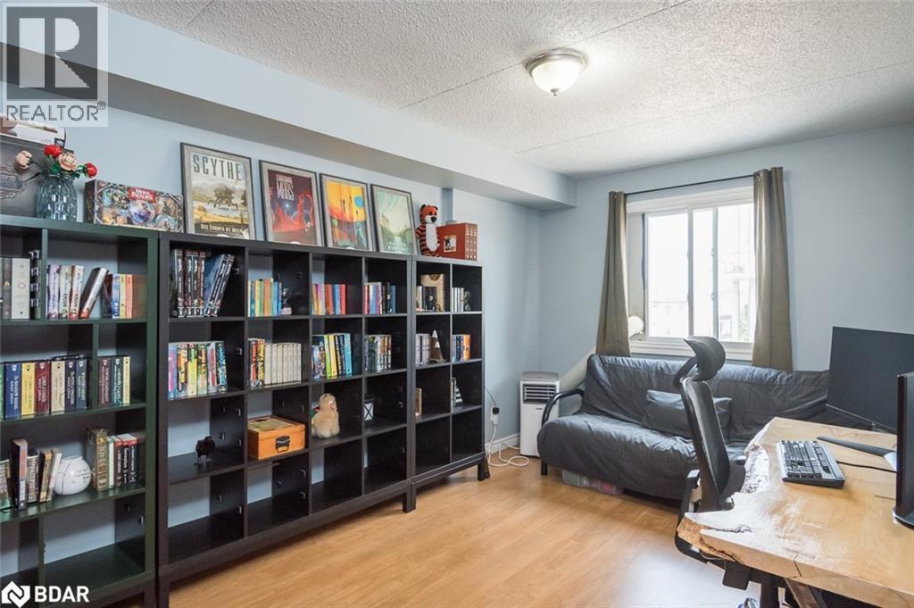












42 TANNERY Street E Unit# 224

,
Cambridge,




Ontario
N3C2B9

