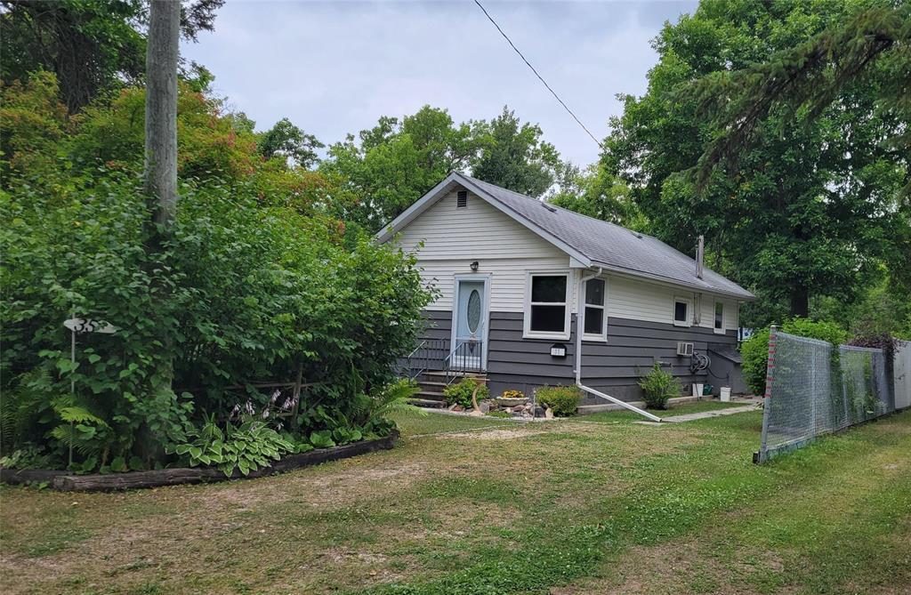 












35 10TH Avenue

,
Gimli Rm,




Manitoba
R0C1B0

