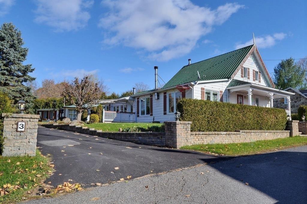 









3


Rue Girard

,
Saint-André-d'Argenteuil,




QC
J0V1X0

