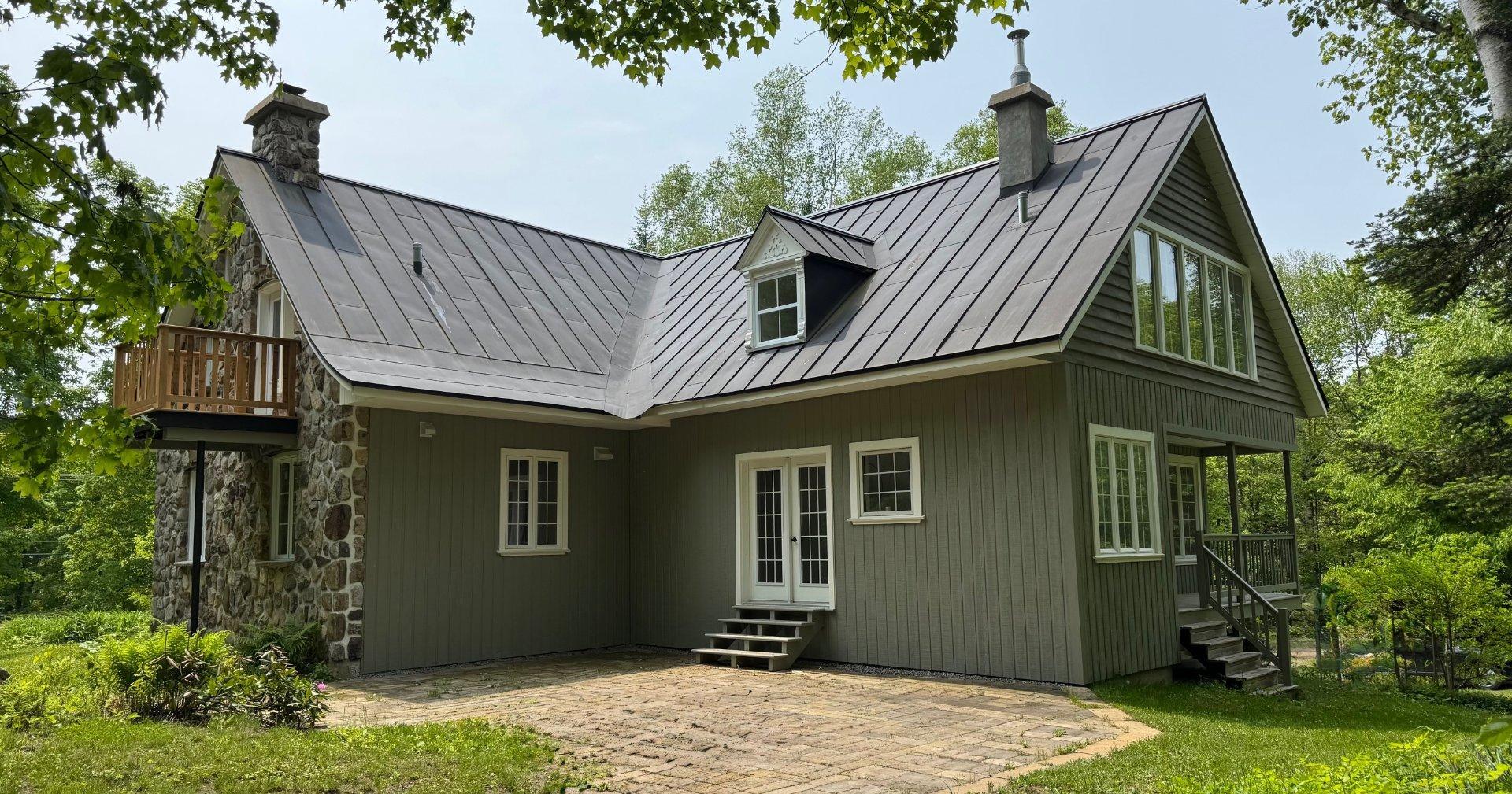 









1422


Ch. du Lac-Écho

,
Prévost,




QC
J0R1T0

