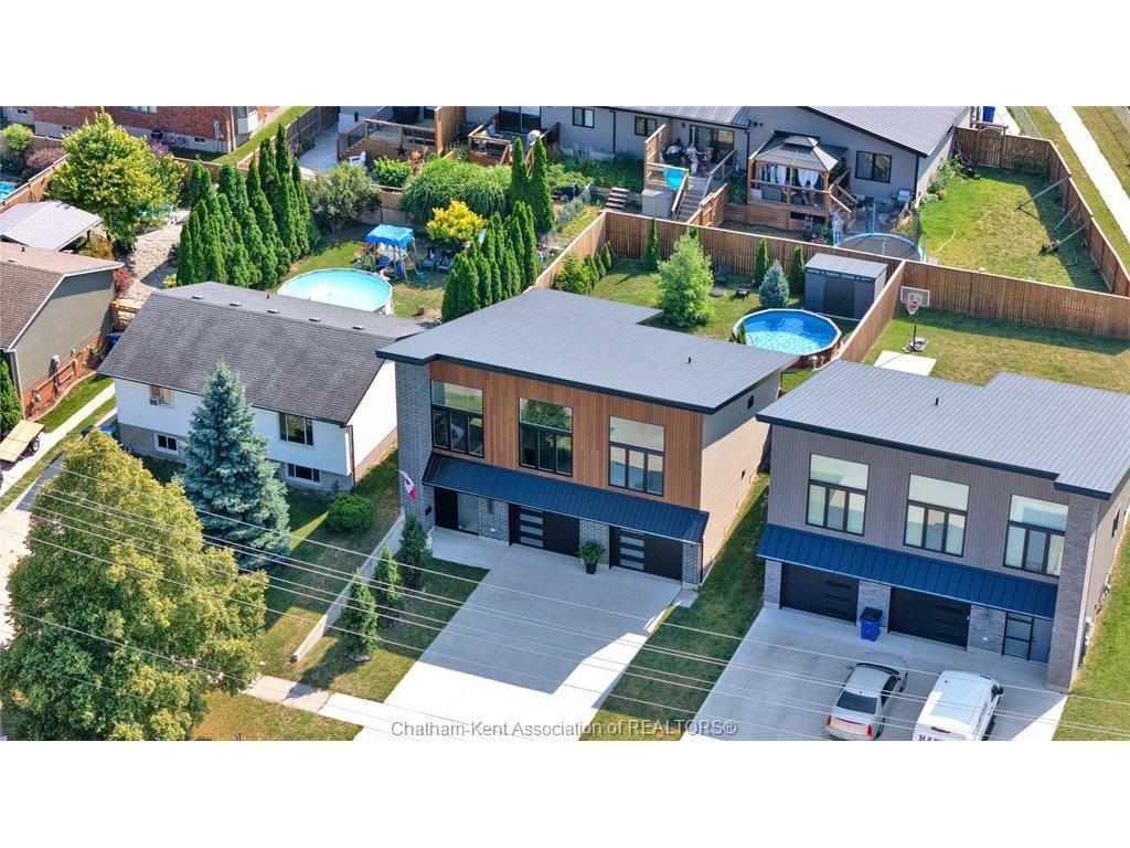 









190


MERRITT

Avenue,
Chatham,




ON
N7M 5Y4

