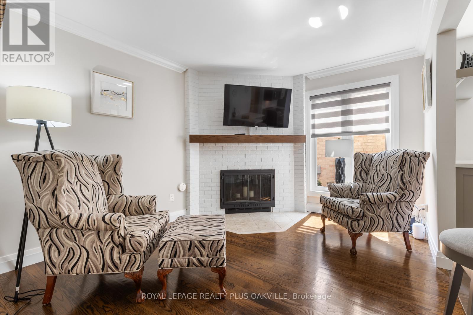 












5950 PAGOSA COURT

,
Mississauga,




Ontario
L5M2M8

