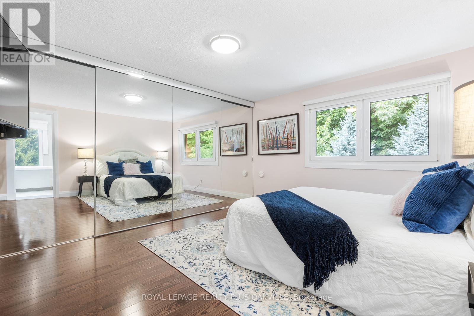 












5950 PAGOSA COURT

,
Mississauga,




Ontario
L5M2M8

