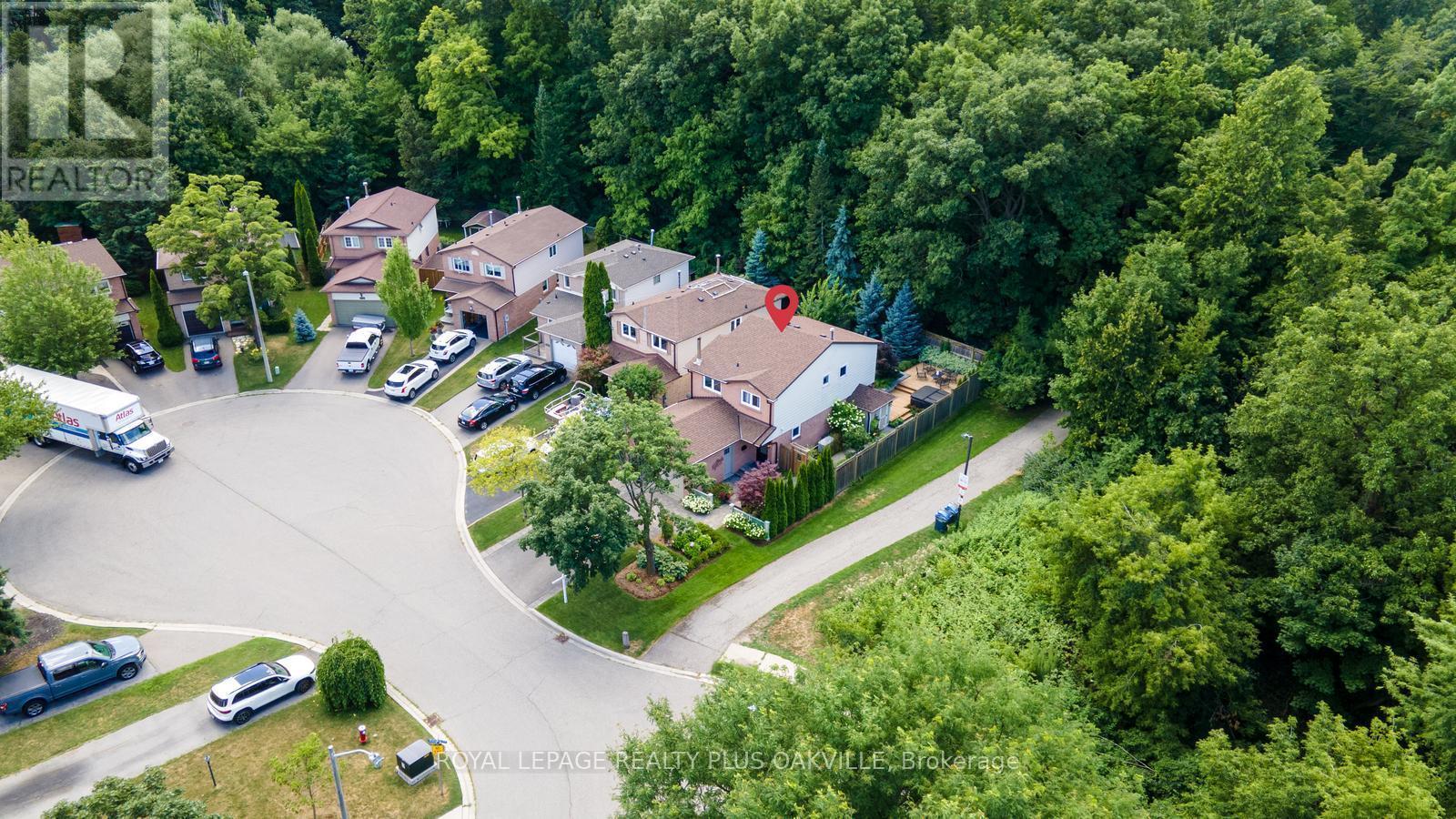 












5950 PAGOSA COURT

,
Mississauga,




Ontario
L5M2M8

