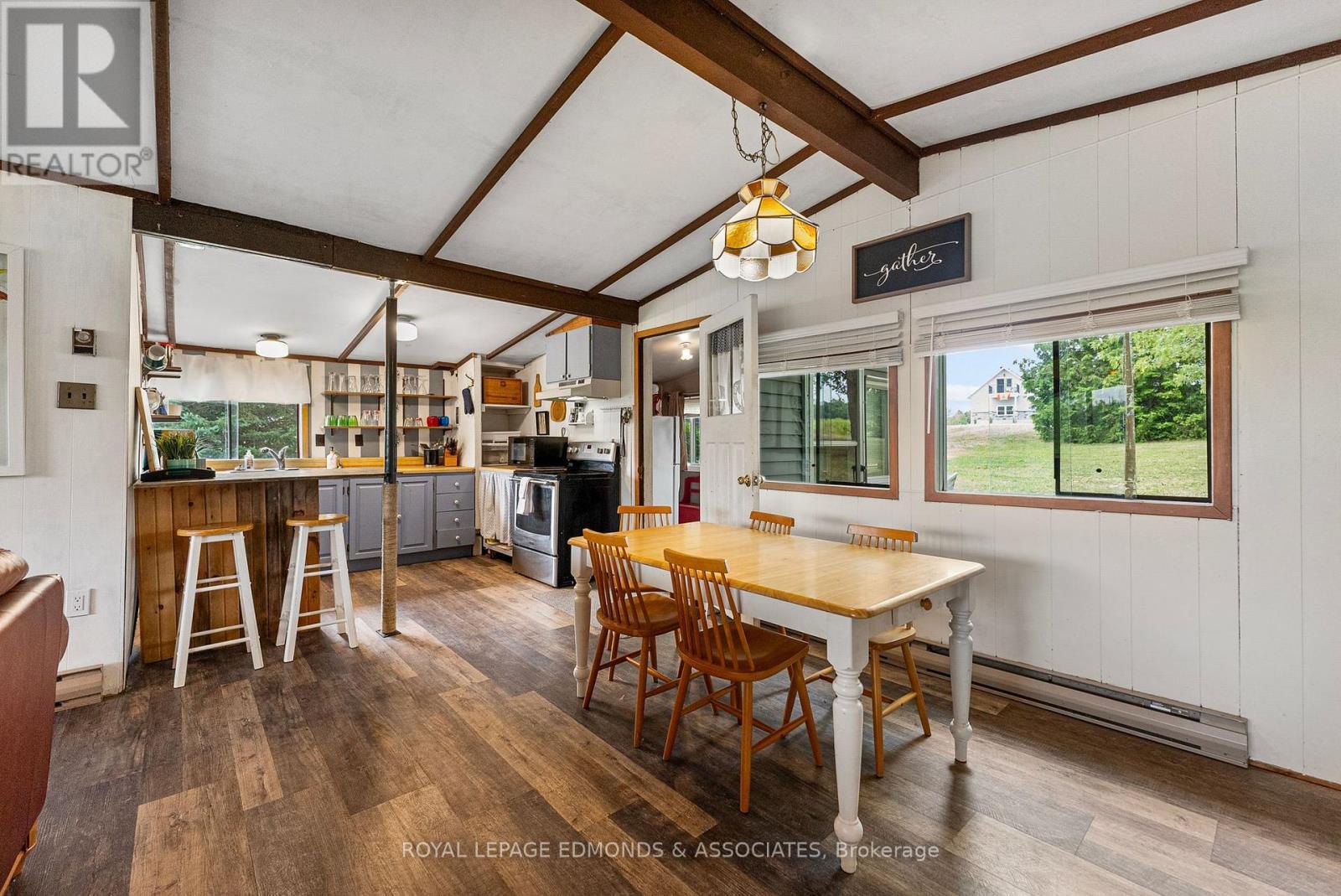 












182 GREENWAY DRIVE

,
Whitewater Region,




Ontario
K0J2L0

