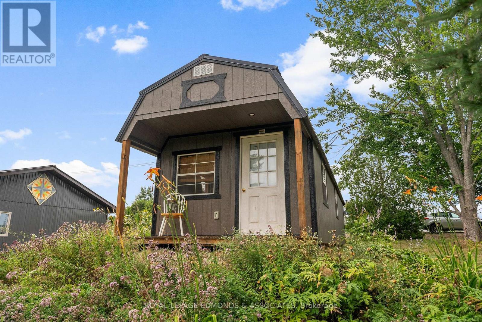 












182 GREENWAY DRIVE

,
Whitewater Region,




Ontario
K0J2L0

