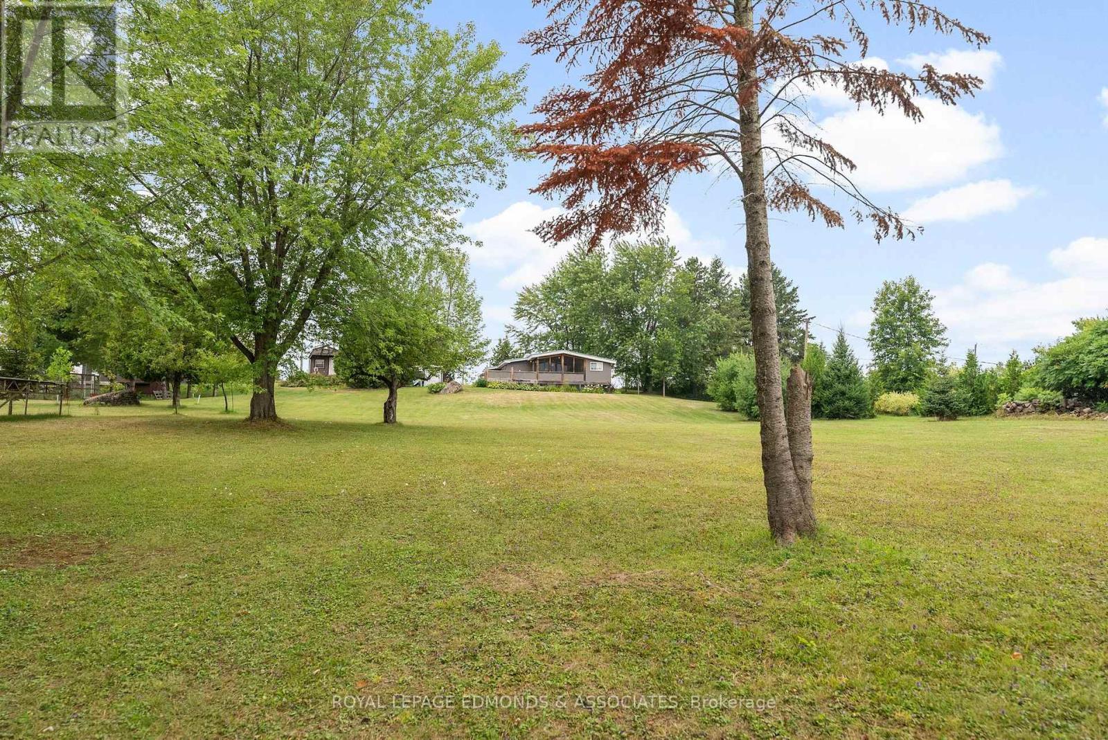 












182 GREENWAY DRIVE

,
Whitewater Region,




Ontario
K0J2L0

