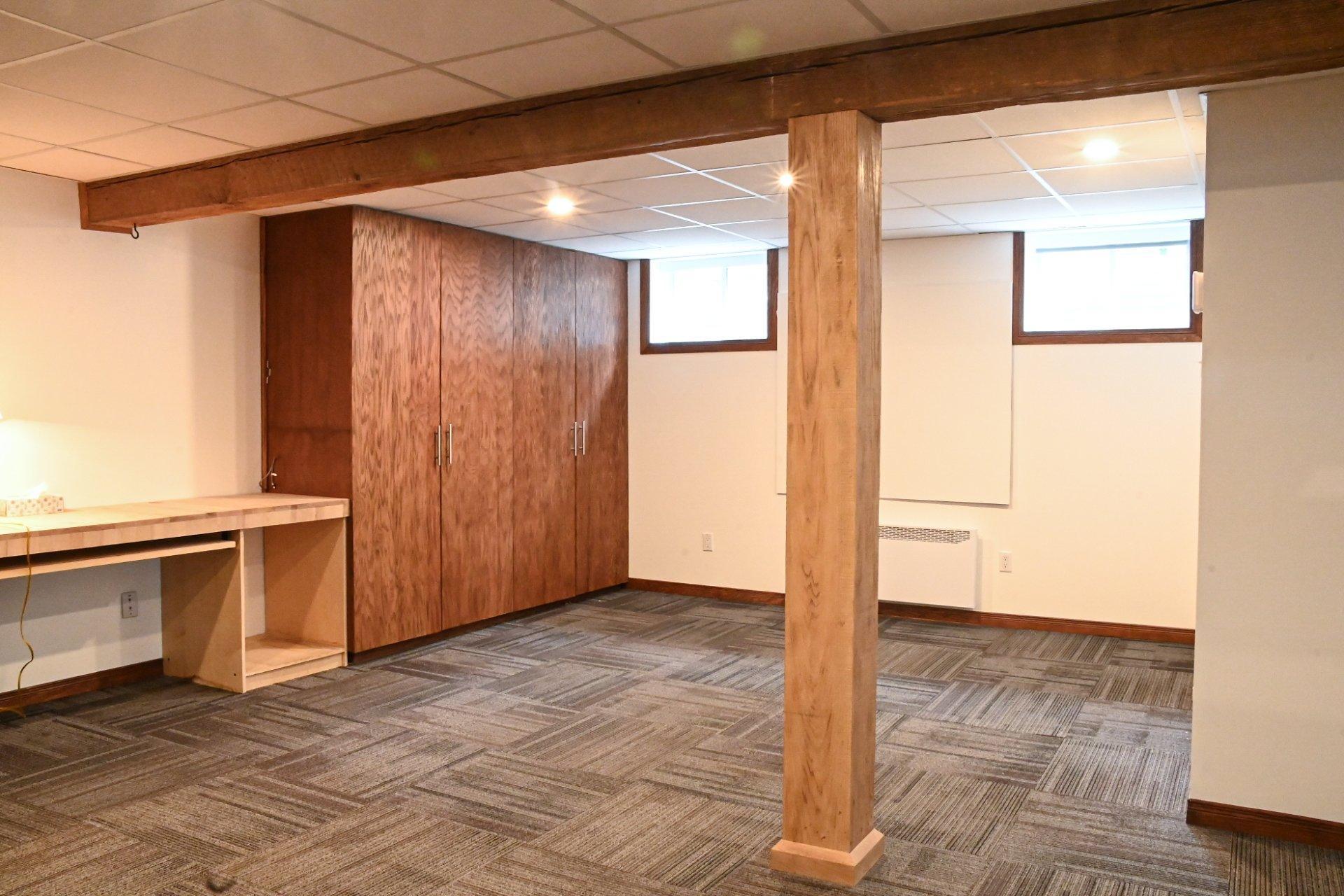 









7655


Rue des Cyprès

,
Laval (Duvernay),




QC
H7A3L9

