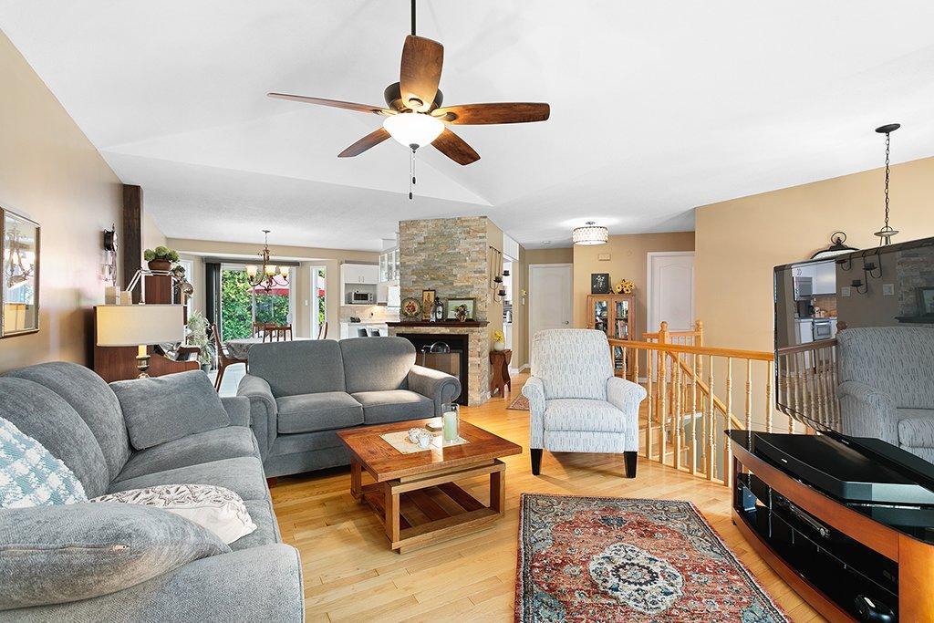 









62


Rue Norval-Jones

,
Gatineau (Aylmer),




QC
J9H7H3

