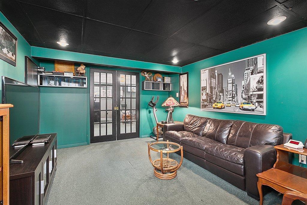 









62


Rue Norval-Jones

,
Gatineau (Aylmer),




QC
J9H7H3

