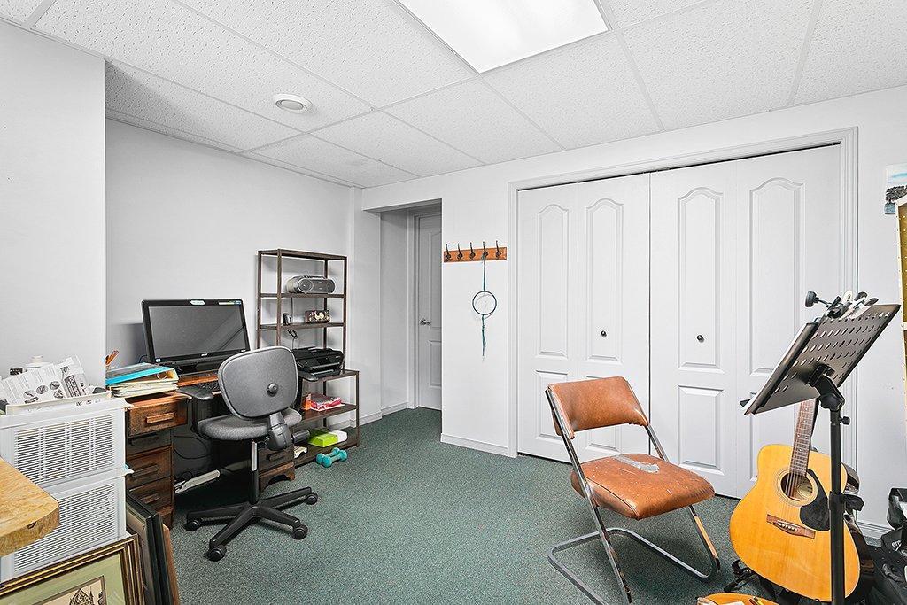 









62


Rue Norval-Jones

,
Gatineau (Aylmer),




QC
J9H7H3

