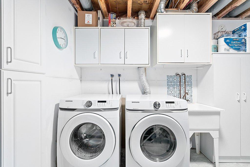 









62


Rue Norval-Jones

,
Gatineau (Aylmer),




QC
J9H7H3

