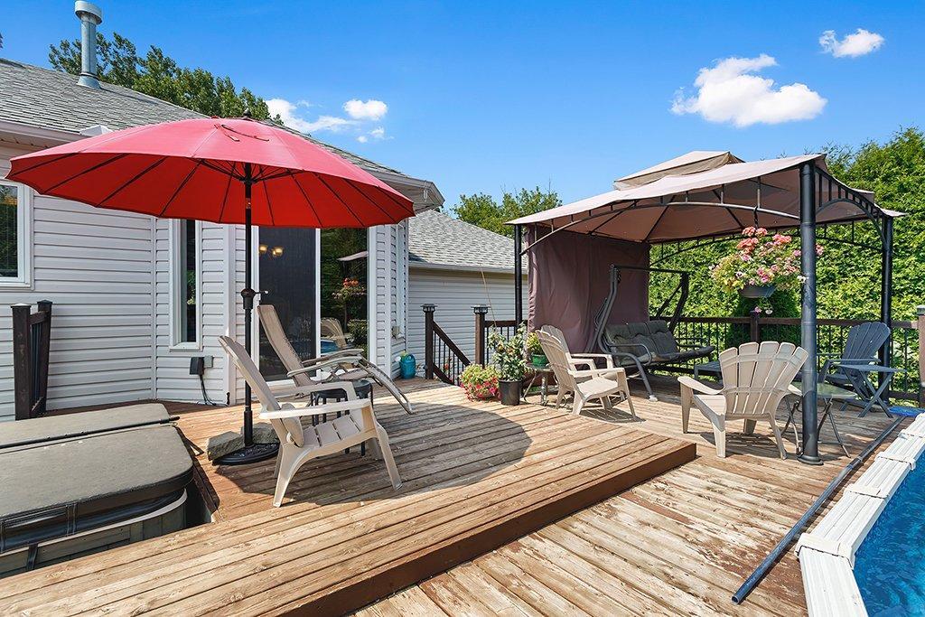 









62


Rue Norval-Jones

,
Gatineau (Aylmer),




QC
J9H7H3

