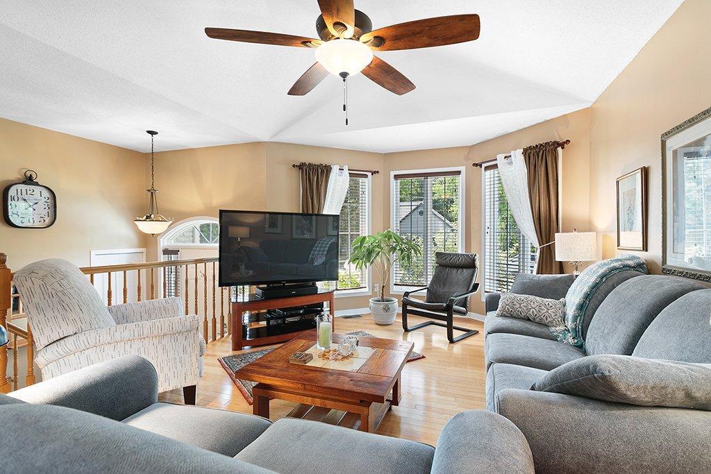 









62


Rue Norval-Jones

,
Gatineau (Aylmer),




QC
J9H7H3

