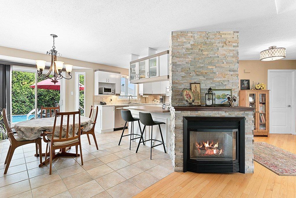 









62


Rue Norval-Jones

,
Gatineau (Aylmer),




QC
J9H7H3

