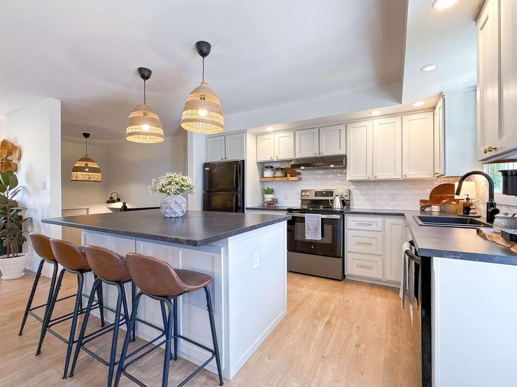 












2 Regal Avenue

,
Charlottetown,




PE
C1A 8B2

