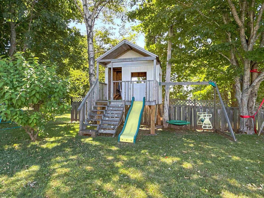 












2 Regal Avenue

,
Charlottetown,




PE
C1A 8B2

