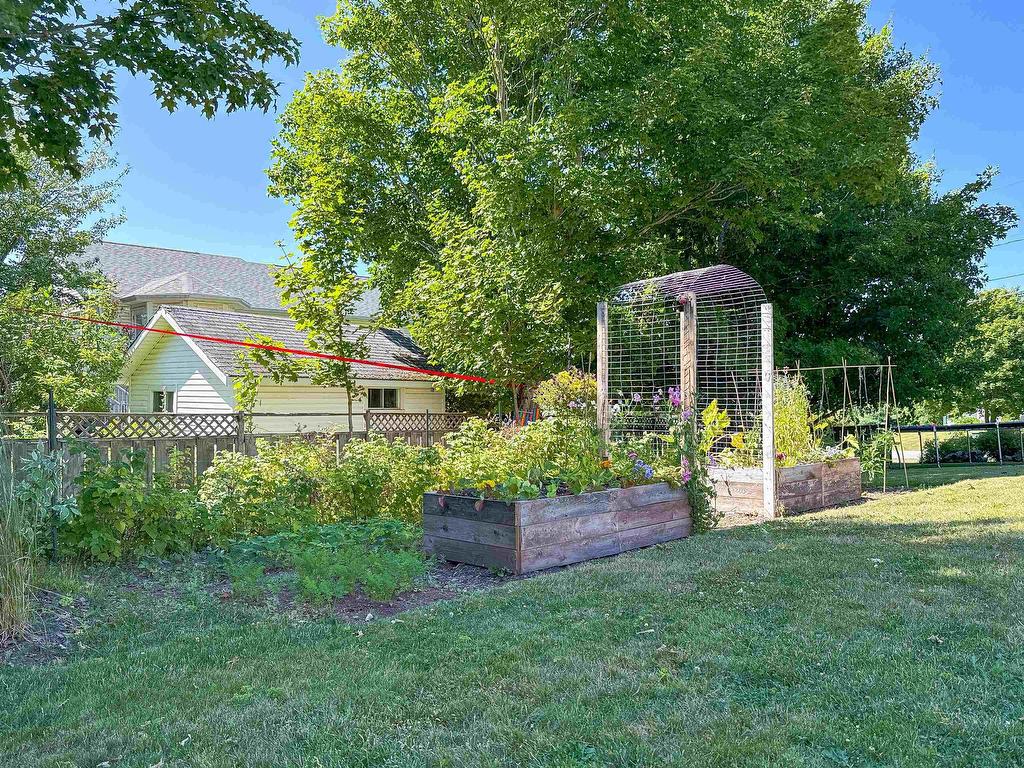 












2 Regal Avenue

,
Charlottetown,




PE
C1A 8B2

