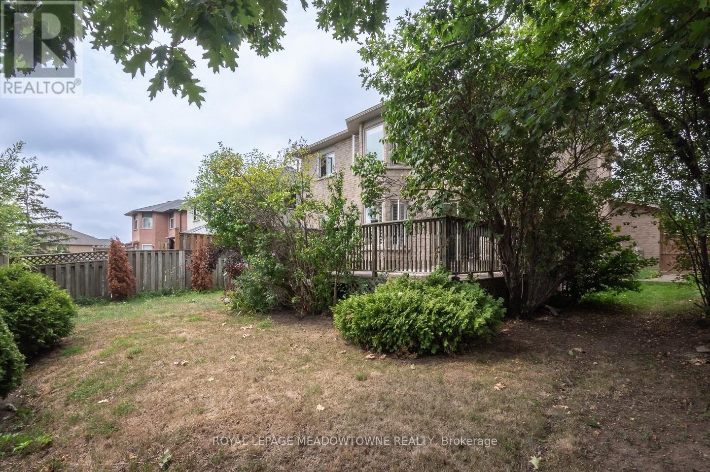 












52 RIVER OAKS BOULEVARD E

,
Oakville,




Ontario
L6H4C3

