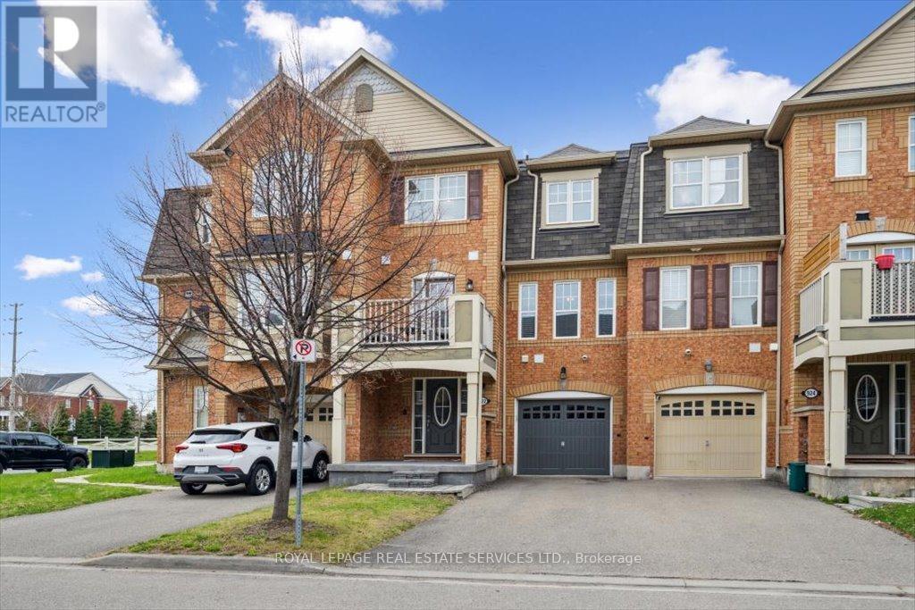












922 BRASSARD CIRCLE

,
Milton,




Ontario
L9T8E3

