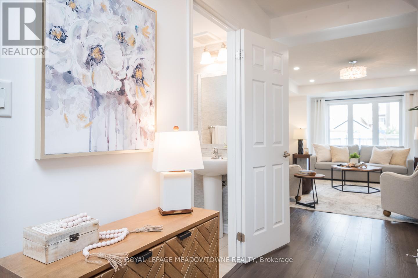 












335 GOODING CRESCENT

,
Milton,




Ontario
L9E0A5

