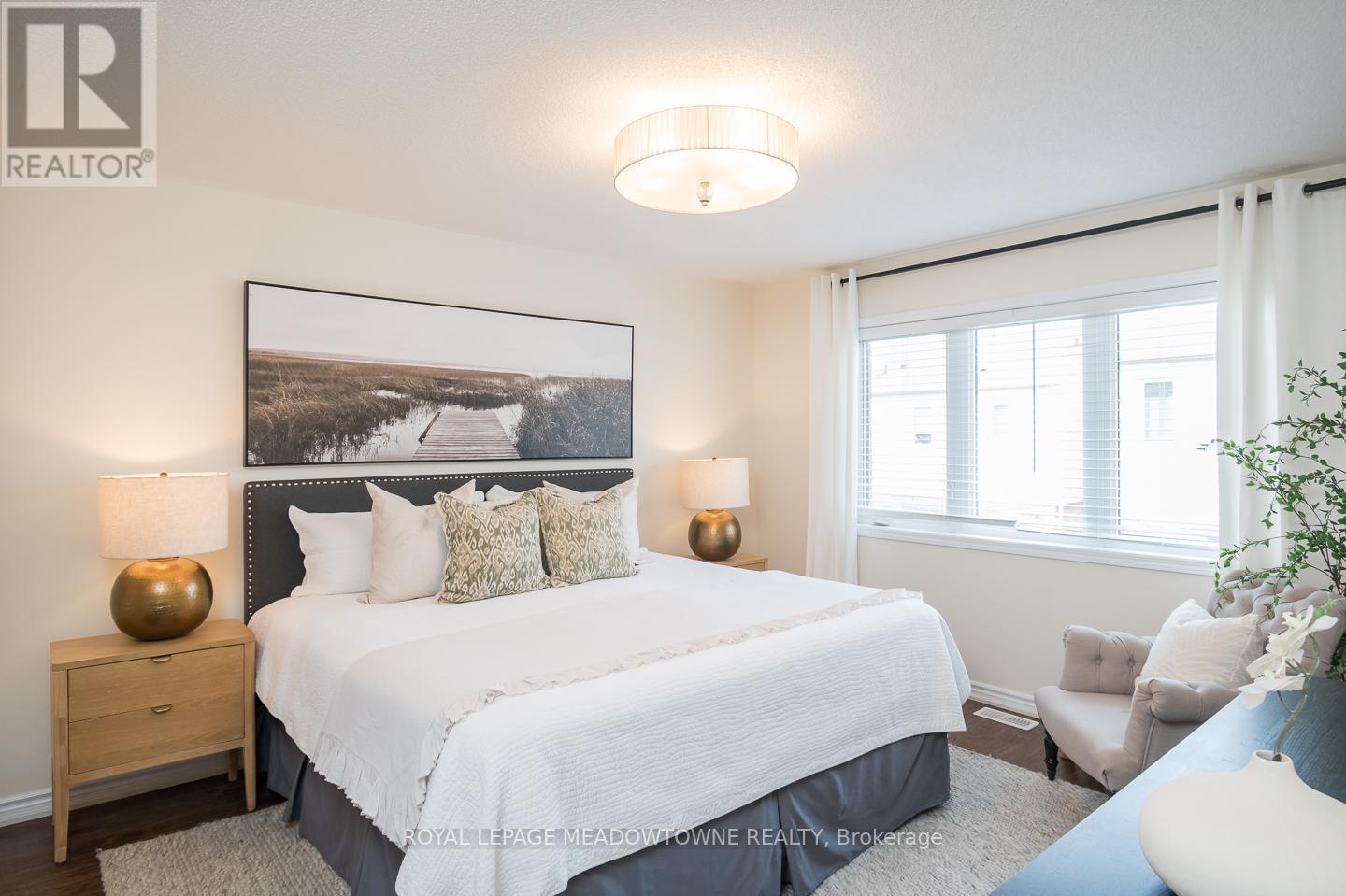 












335 GOODING CRESCENT

,
Milton,




Ontario
L9E0A5

