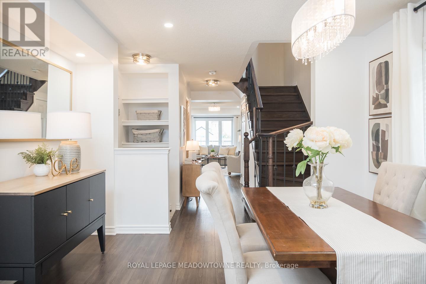 












335 GOODING CRESCENT

,
Milton,




Ontario
L9E0A5

