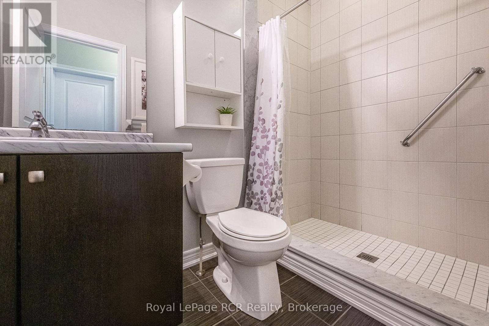 












256 JOHNSON DRIVE

,
Shelburne,




Ontario
L9V3V7

