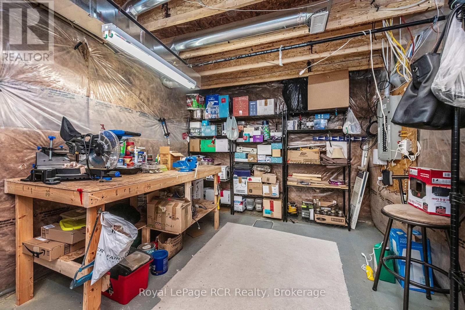 












256 JOHNSON DRIVE

,
Shelburne,




Ontario
L9V3V7

