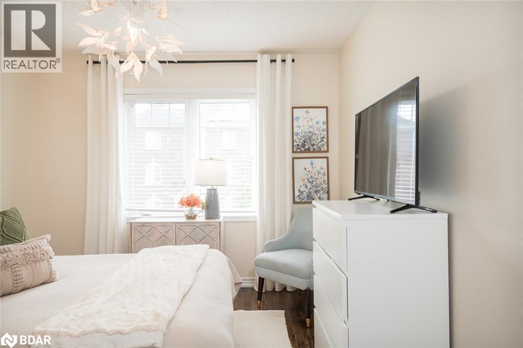 












335 GOODING Crescent

,
Milton,




Ontario
L9E0A5

