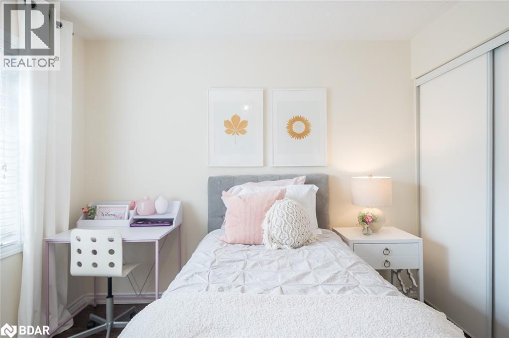 












335 GOODING Crescent

,
Milton,




Ontario
L9E0A5

