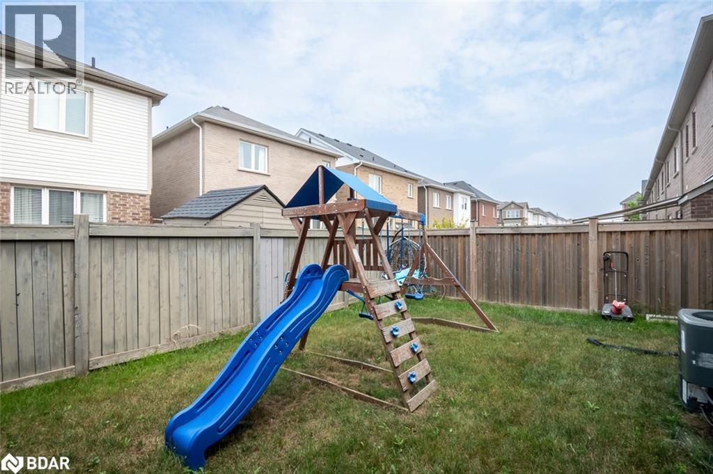 












335 GOODING Crescent

,
Milton,




Ontario
L9E0A5

