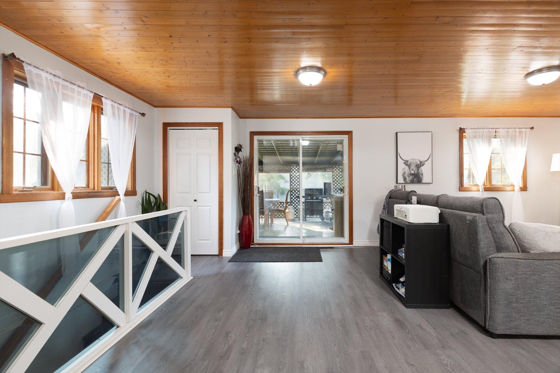 









275


Route 201

,
Coteau-du-Lac,




QC
J0P1B0

