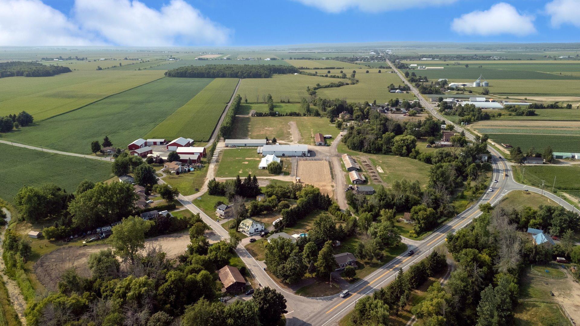 









275


Route 201

,
Coteau-du-Lac,




QC
J0P1B0

