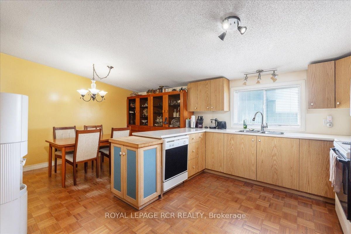 









159


North Port

Road,
Scugog,




ON
L9L 1B2

