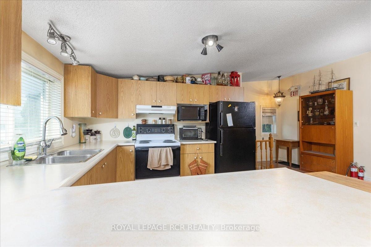 









159


North Port

Road,
Scugog,




ON
L9L 1B2

