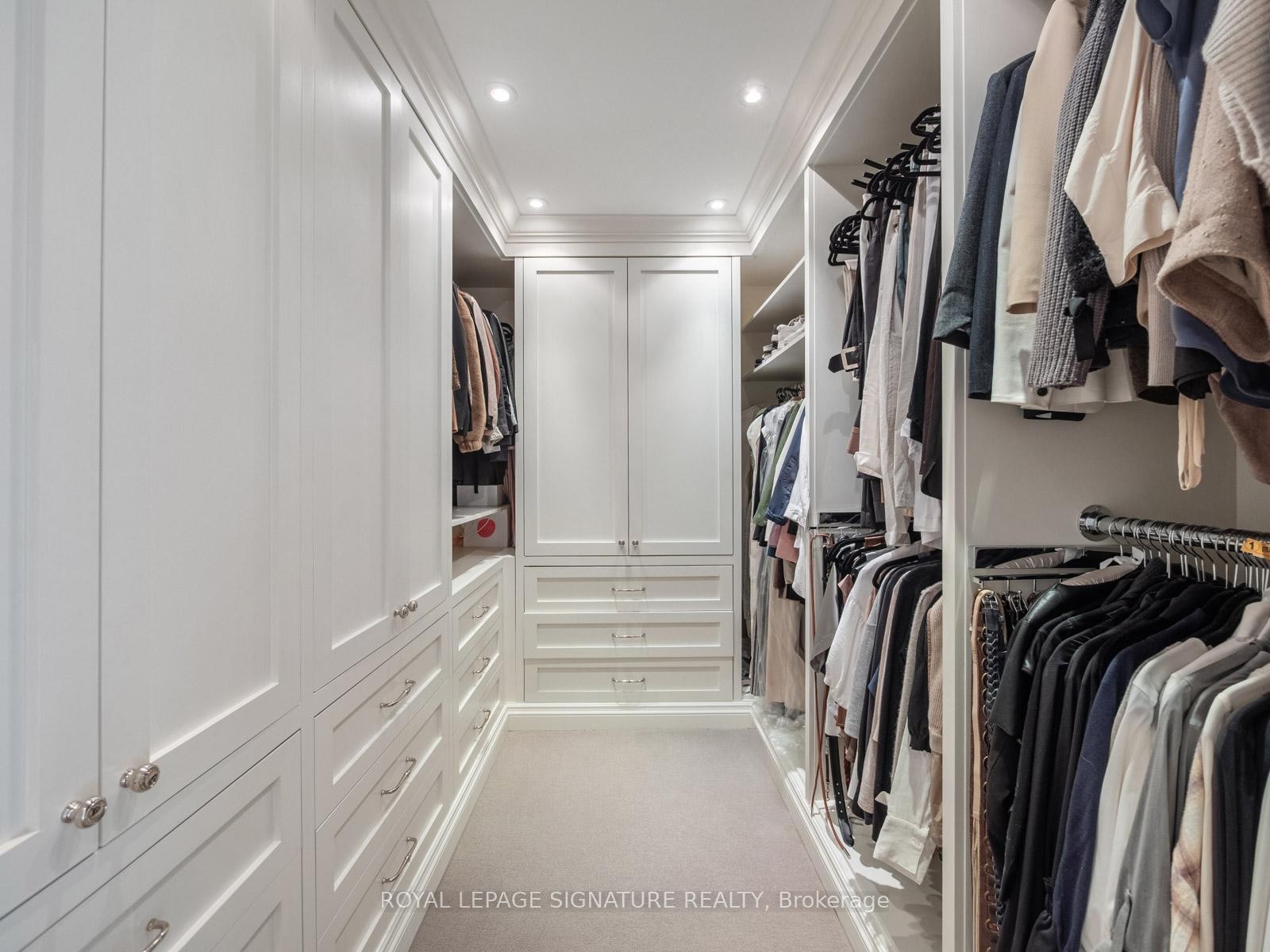 









64


Old Forest Hill

Road,
Toronto,




ON
M5P 2R2

