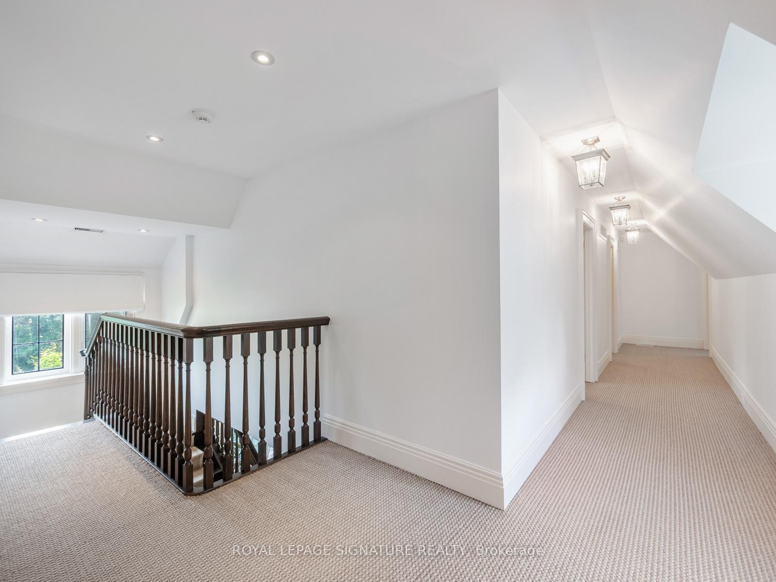 









64


Old Forest Hill

Road,
Toronto,




ON
M5P 2R2

