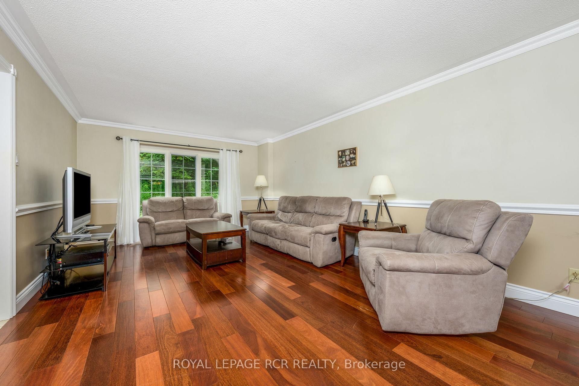 









832


Boston Mills

Road,
Caledon,




ON
L7C 0L7

