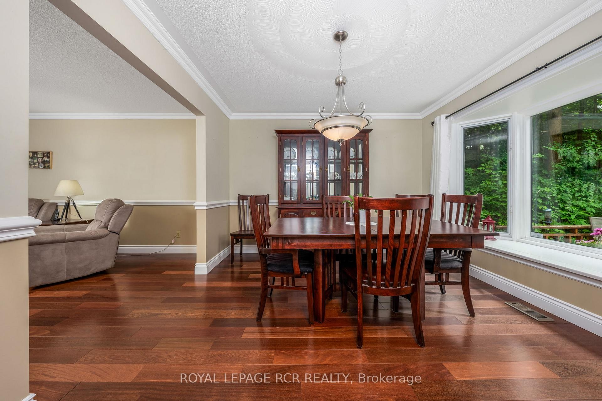 









832


Boston Mills

Road,
Caledon,




ON
L7C 0L7

