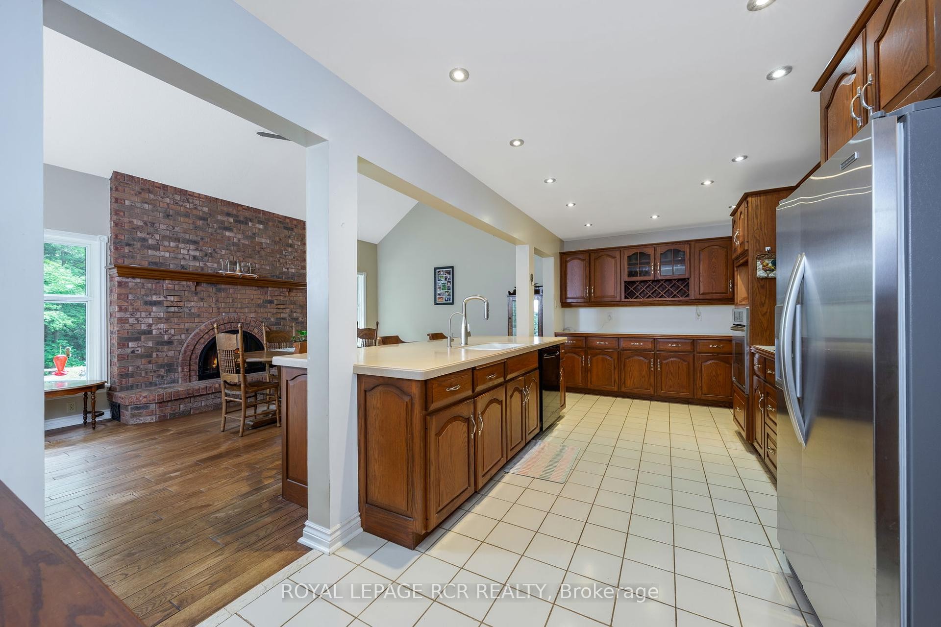 









832


Boston Mills

Road,
Caledon,




ON
L7C 0L7

