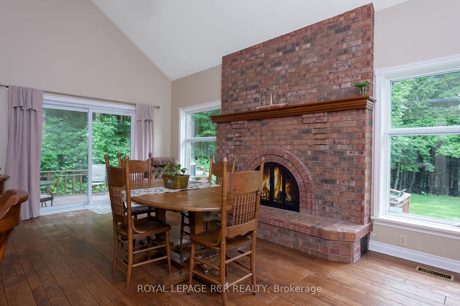 









832


Boston Mills

Road,
Caledon,




ON
L7C 0L7

