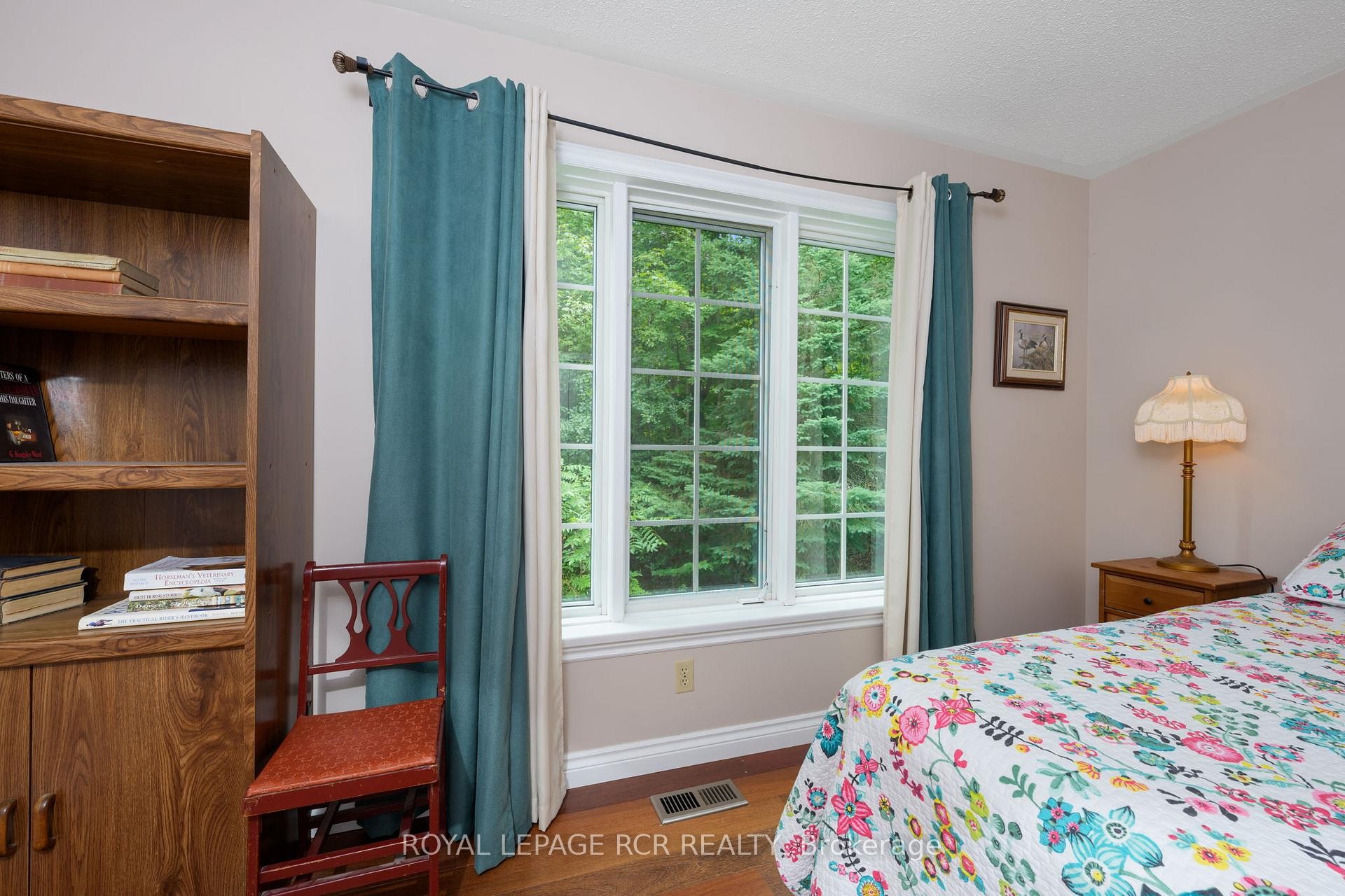 









832


Boston Mills

Road,
Caledon,




ON
L7C 0L7


