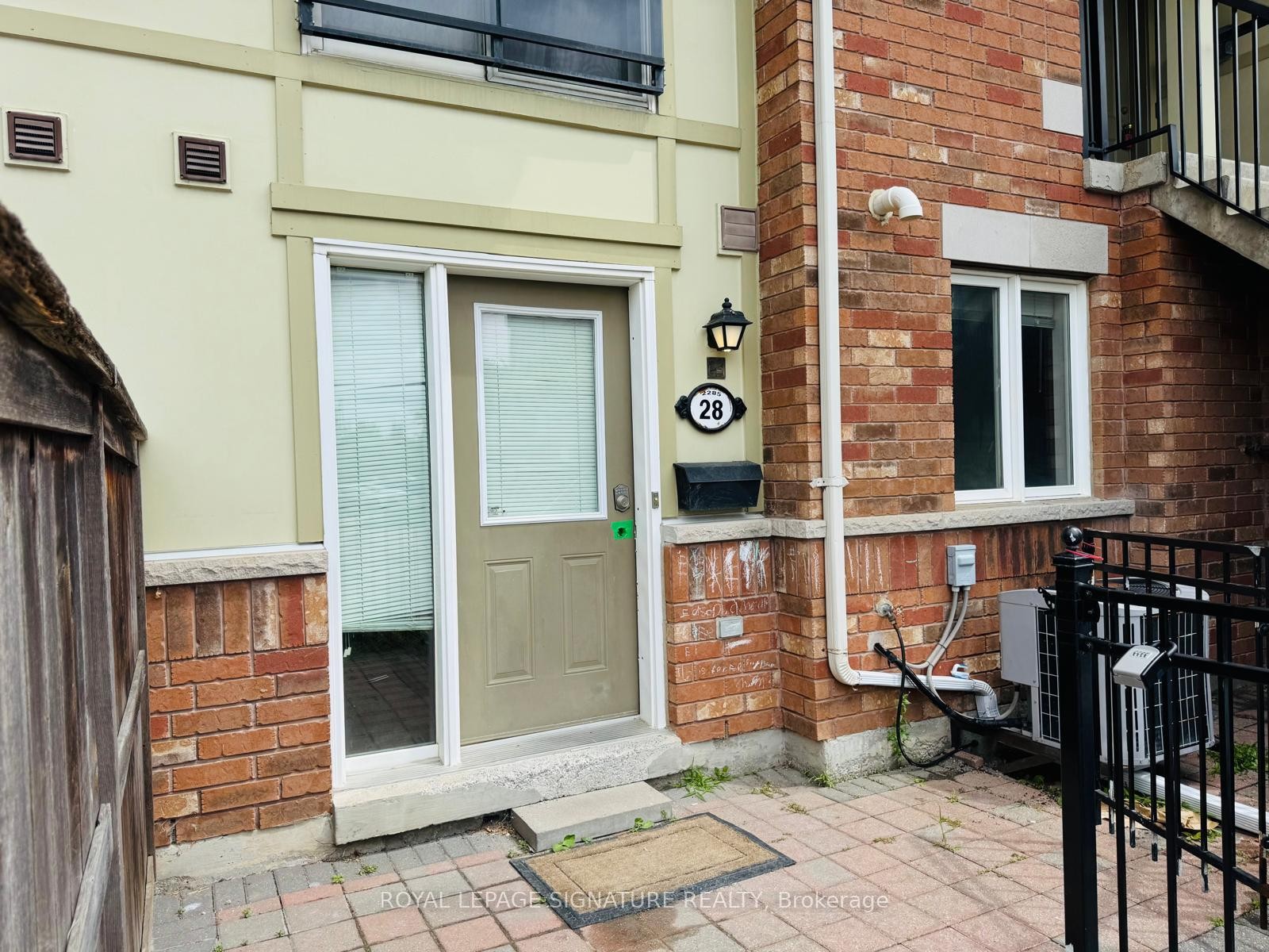 









2285


Bur Oak

Avenue, 28,
Markham,




ON
L6E 0B9

