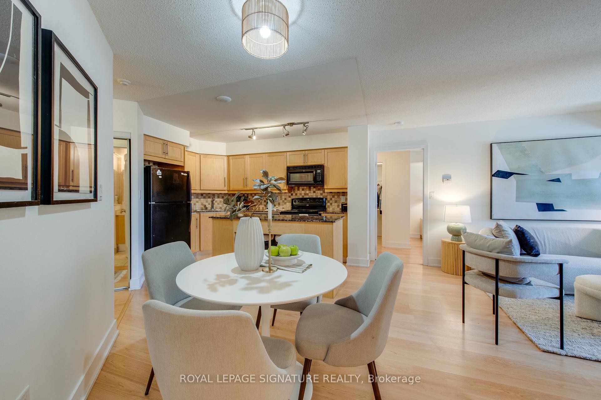 









20


Blue Jays

Way, 1401,
Toronto,




ON
M5V 3W6

