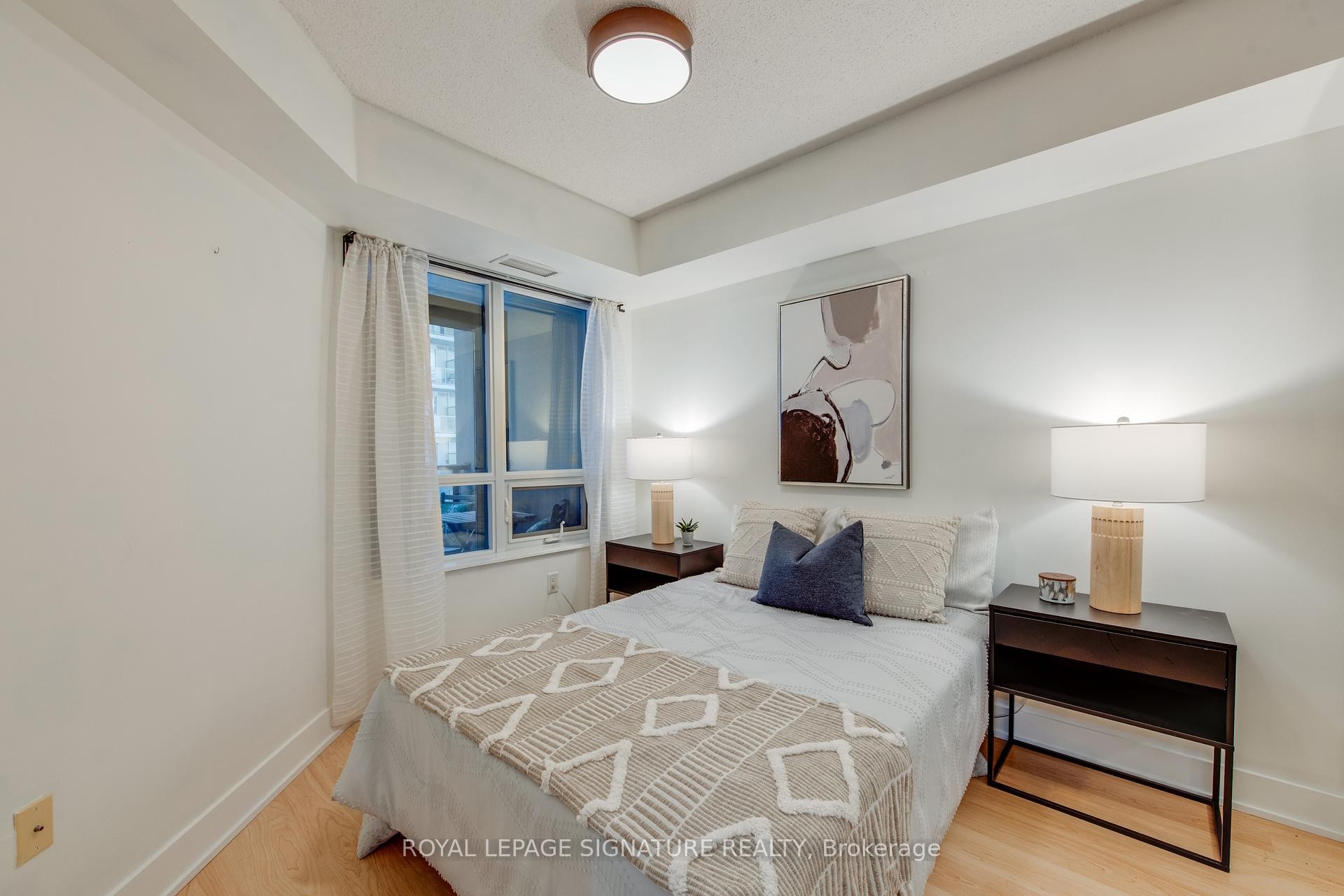 









20


Blue Jays

Way, 1401,
Toronto,




ON
M5V 3W6

