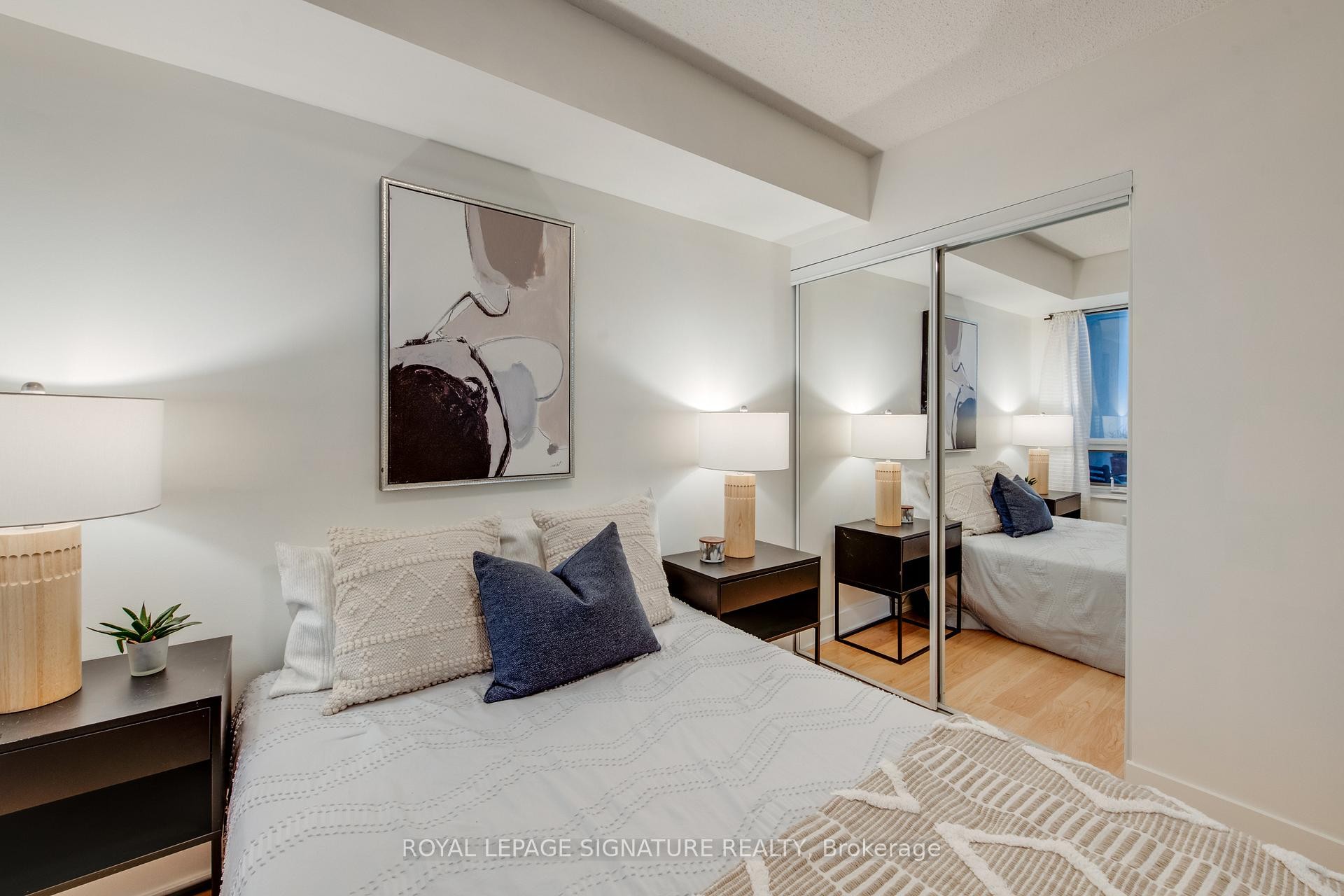 









20


Blue Jays

Way, 1401,
Toronto,




ON
M5V 3W6

