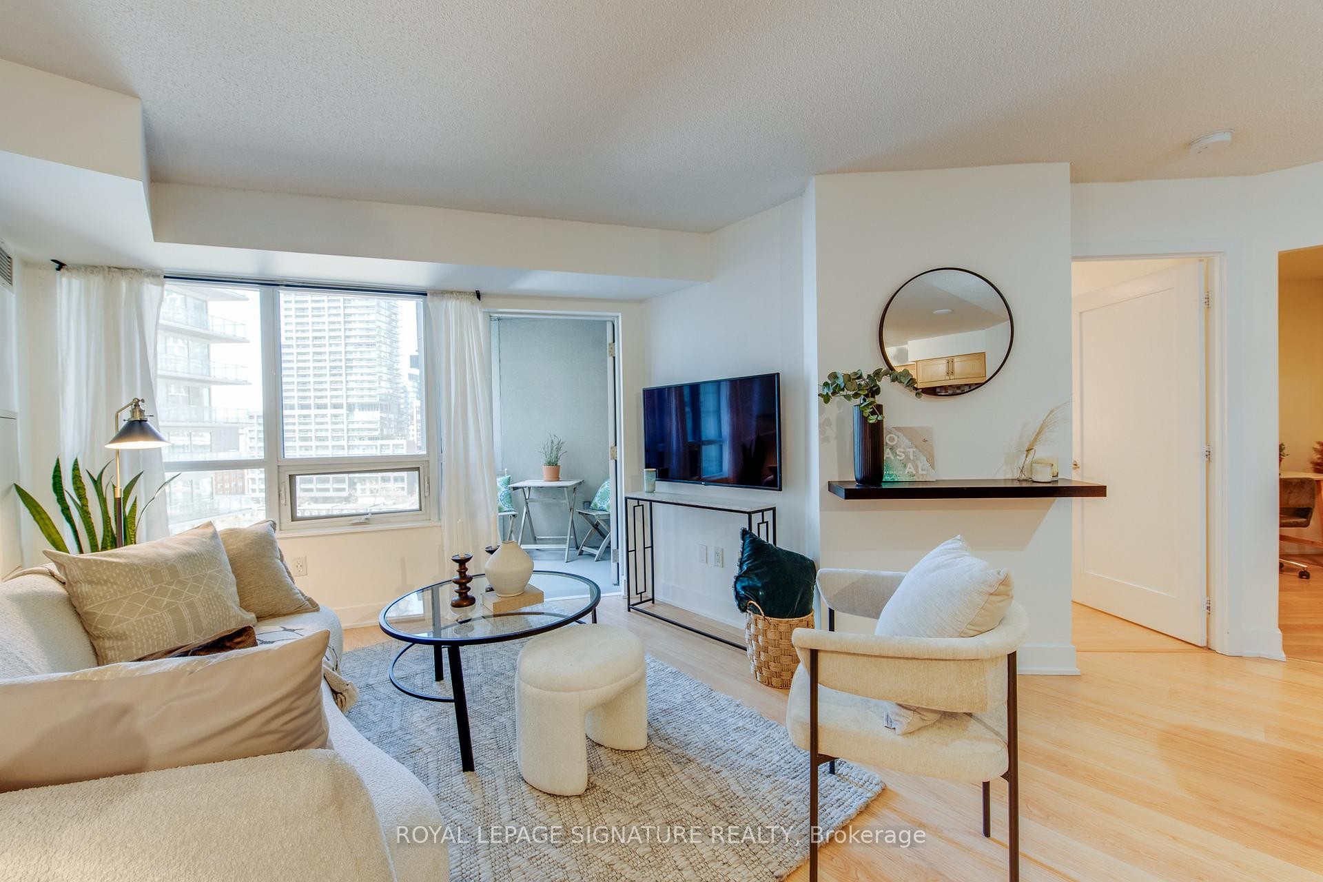 









20


Blue Jays

Way, 1401,
Toronto,




ON
M5V 3W6

